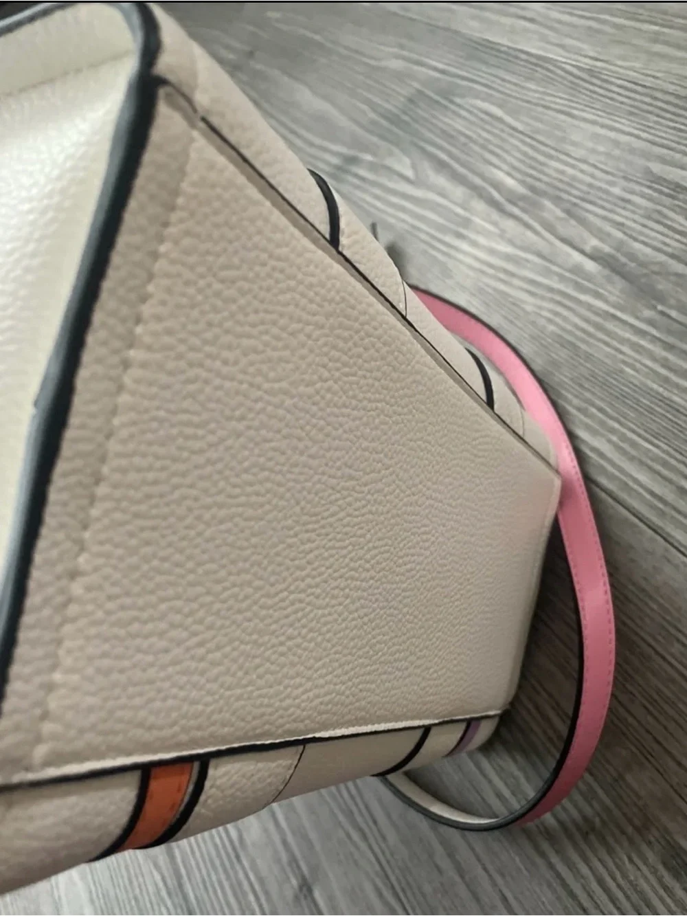 Aldo crisp white